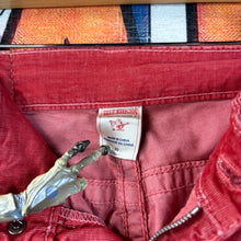Load image into Gallery viewer, Y2K True Religion Ricky Jeans Size 32&quot;
