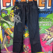 Load image into Gallery viewer, Y2K Rocawear Embroidered Snake and Dagger Jeans Size 36"
