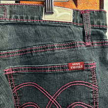 Load image into Gallery viewer, Y2K Miss Vigos Pink Contrasted Stitching Baggy Jeans Size 33”
