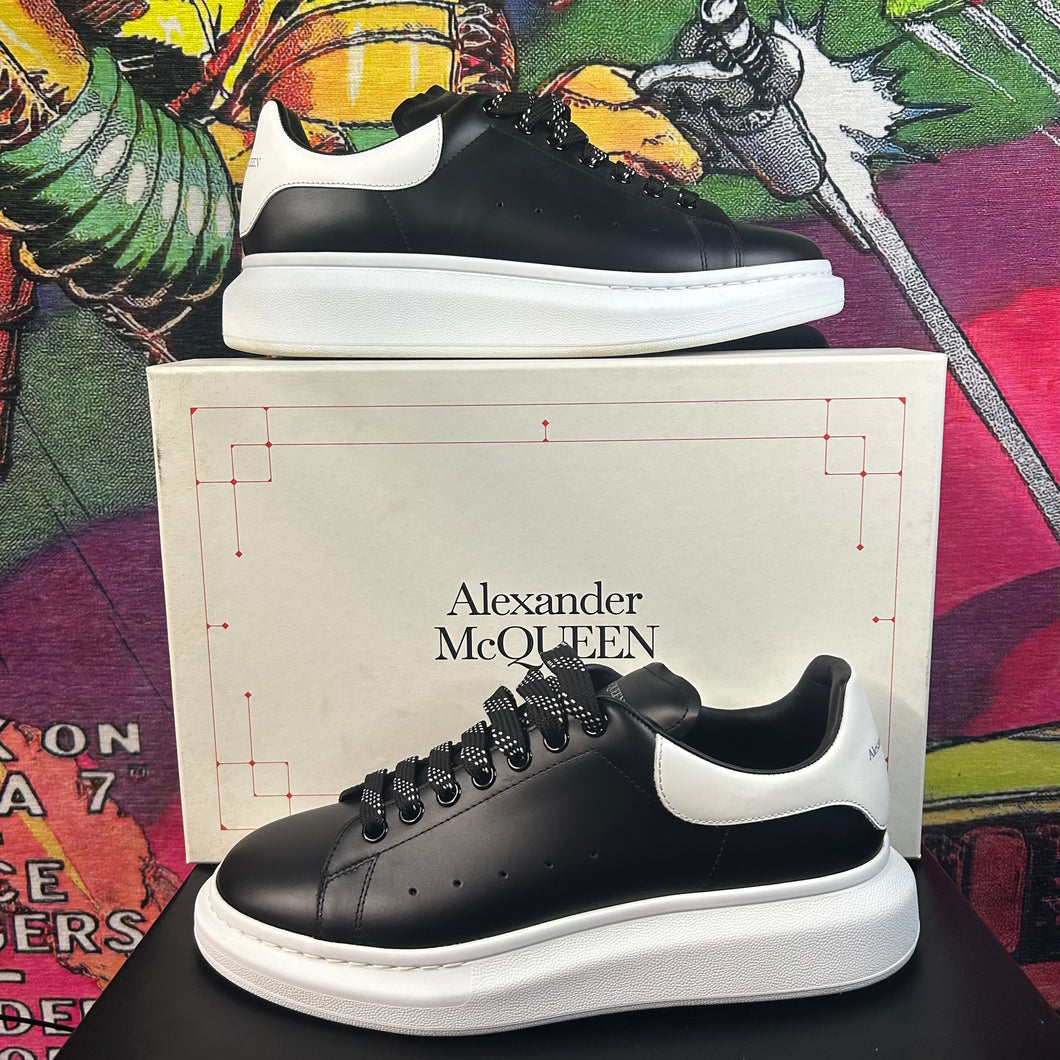 Alexander McQueen Oversized Sneakers Black White Size 44.5 / 11.5