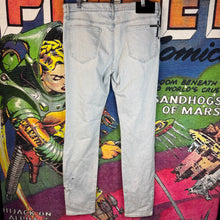 Load image into Gallery viewer, RTA High-rise Skinny Fit Embroidered Jeans Size 34
