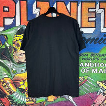 Load image into Gallery viewer, COMME des GARÇONS PLAY White Heart Logo Tee Size XL
