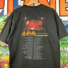 Load image into Gallery viewer, Vintage Y2K Def Leppard ‘Euphoria 2000’ Band Tee Size XL
