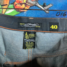 Load image into Gallery viewer, Ed Hardy Embroidered Skull Jeans Size 40
