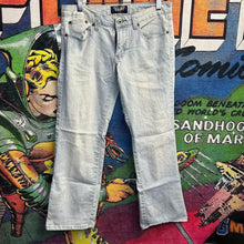 Load image into Gallery viewer, Y2K Women’s Angel Jeans Size 29”
