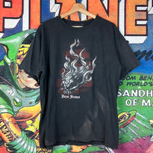 Load image into Gallery viewer, Vintage 90s Y2K JNCO Flaming Skull Tee Size L
