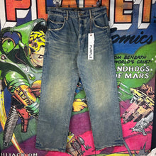 Load image into Gallery viewer, NWT Purple Brand P018 Baggy Jeans Size 29”
