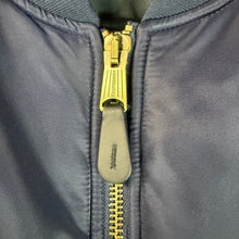 Load image into Gallery viewer, GV Gallery Raspberry Hills Navy Blue Bomber Jacket Size Medium

