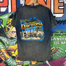 Load image into Gallery viewer, Y2K Harley Davidson Skull Tee Size Medium
