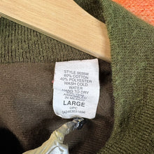 Load image into Gallery viewer, Y2K Jerzees Mossy Oak Camo Bomber Jacket Size Large
