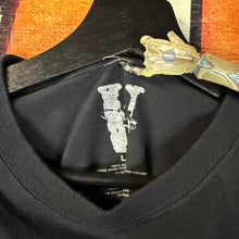 Load image into Gallery viewer, Vlone/Pop Smoke Tracklist Tee Size Large
