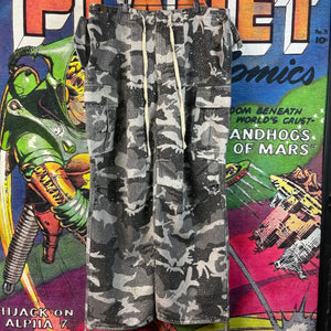 Vale Valley Camo Jogger Pants Stone Crystal Size 36