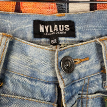 Load image into Gallery viewer, Nylaus Double Waisted Shorts Size 30&quot;
