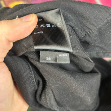Load image into Gallery viewer, Amiri MX1 Bandana Jeans Black Size 38”
