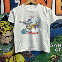 Load image into Gallery viewer, Vintage 90’s Looney Tunes Olympics Tee  Size XS
