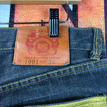 Load image into Gallery viewer, Y2K Red Monkey Jeans Size 34&quot;
