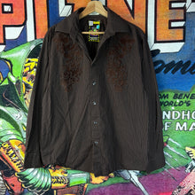 Load image into Gallery viewer, Eight Avenue Button Up Size Medium
