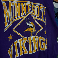 Load image into Gallery viewer, 80s Minnesota Vikings Sweatshirt Size
