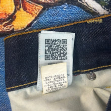 Load image into Gallery viewer, True Religion Cut Jorts Size 38”
