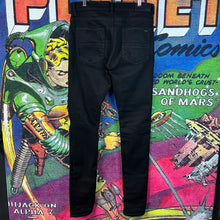 Load image into Gallery viewer, Amiri Bandana Trasher Jeans Size 32”
