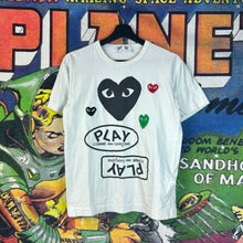 Load image into Gallery viewer, Comme Des Garçon PLAY Multi Heart Logo Tee Size Medium
