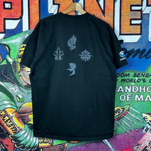 Load image into Gallery viewer, Vintage 00’s Final Fantasy Crystal Chronicles GameCube Promo Tee Size L

