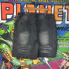Load image into Gallery viewer, Vale Flare Jorts Black Size 40”
