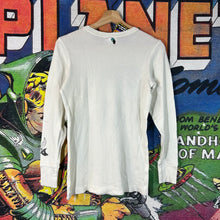 Load image into Gallery viewer, Y2K Pirates Thermal Long Sleeve Tee Size Medium
