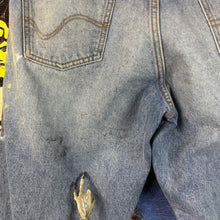 Load image into Gallery viewer, ICECREAM “Fruits of Labor” Embroidered Jeans Size 32&quot;
