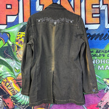 Load image into Gallery viewer, Tornado Mart Floral Shoulder Western Jacket Size Medium
