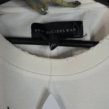 Load image into Gallery viewer, Who Decides War by Ev Bravado Duofly Butterfly-Print Tee Size XL

