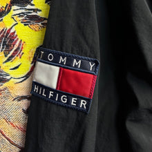 Load image into Gallery viewer, Vintage 90’s Tommy Hilfiger Jacket Size XL
