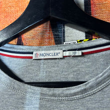 Load image into Gallery viewer, Moncler Maglia Tee Size XL
