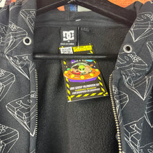 Load image into Gallery viewer, Y2K DC Shoes Zip up hoodie Size XL
