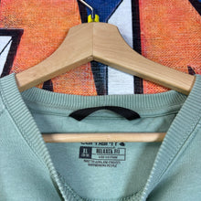 Load image into Gallery viewer, Carhartt Women&#39;s Relaxed Fit CrewNeck SweatShirt Size Youth XL
