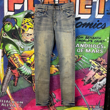 Load image into Gallery viewer, Purple Brand Mud Jeans Size 32
