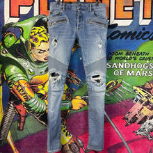 Load image into Gallery viewer, Balmain Distressed Motto Blue Jeans Size 29
