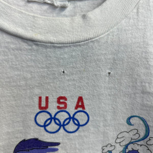 Vintage 90’s Looney Tunes Olympics Tee  Size XS