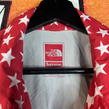 Load image into Gallery viewer, Supreme The North Face 2015 Coach Jacket Size Medium
