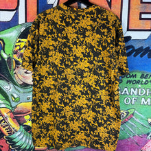 Load image into Gallery viewer, Supreme Spring/Summer Black Floral Tee Size Medium

