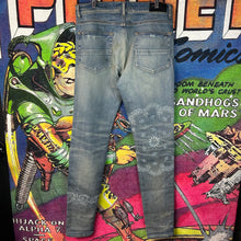 Load image into Gallery viewer, Amiri Bandana Print Jeans Size 34”
