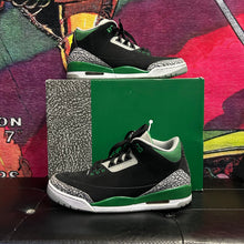 Load image into Gallery viewer, Air Jordan Pine Green Retro 3’s Size 10
