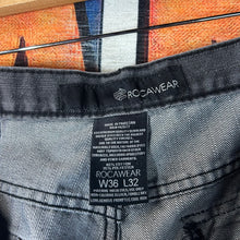 Load image into Gallery viewer, Y2K Rocawear Embroidered Black Jeans Size 36”
