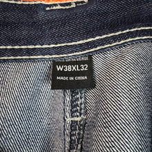 Load image into Gallery viewer, Y2K Wing Jeans Size 38&quot;
