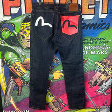 Load image into Gallery viewer, Evisu Seagull Print Denim Size 34”
