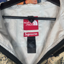 Load image into Gallery viewer, Supreme The North Face Map Rain Jacket Size Medium

