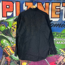 Load image into Gallery viewer, Y2K Brooks &amp; Dunn Tribal Button Up Shirt Size Large
