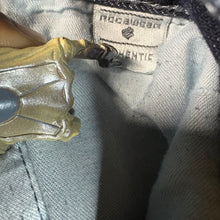 Load image into Gallery viewer, Y2K Rocawear Embroidered Snake and Dagger Jeans Size 36"
