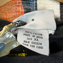 Load image into Gallery viewer, Y2K Fender Guitar Built In Thermal Tee Size XL
