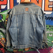Load image into Gallery viewer, Vintage 90’s Marlboro Denim Jacket Size Medium
